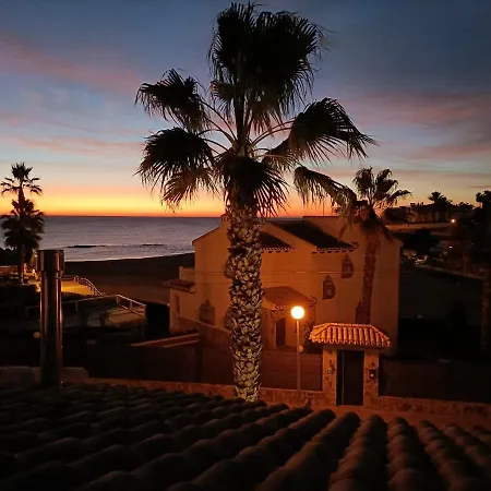 Chalet Duplex Nosy Be Vue Sur Avec Solarium Et Jacuzzi Orihuela